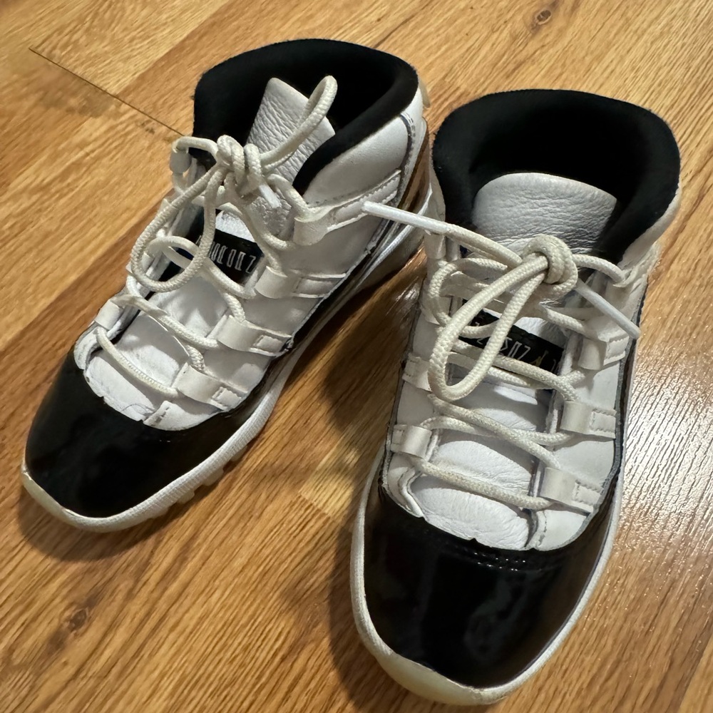 Nike Black and White High-Top Sneakers